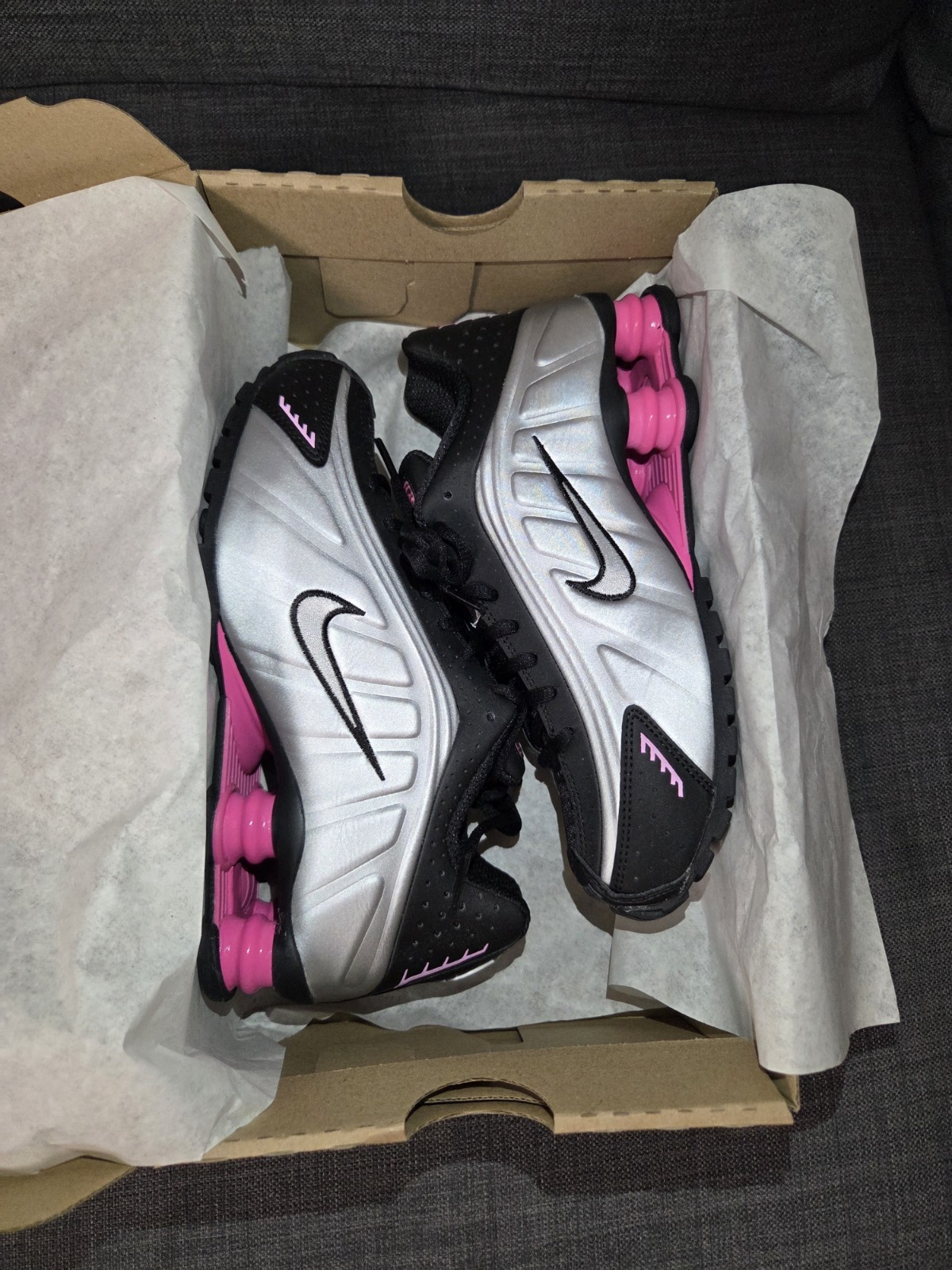 Nike Shox R4 Black Metallic Silver Pink Blast 38.5 EUR US 7.5 Women New AR3565 thumbnail 7