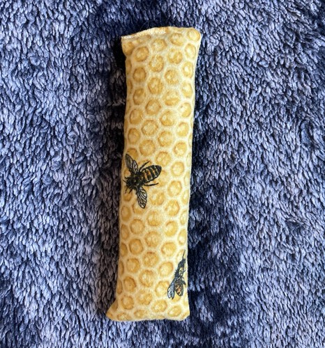 Handmade Yellow Honey Bee Printed Catnip Kick Stick Cat Toy - Picture 3 of 6