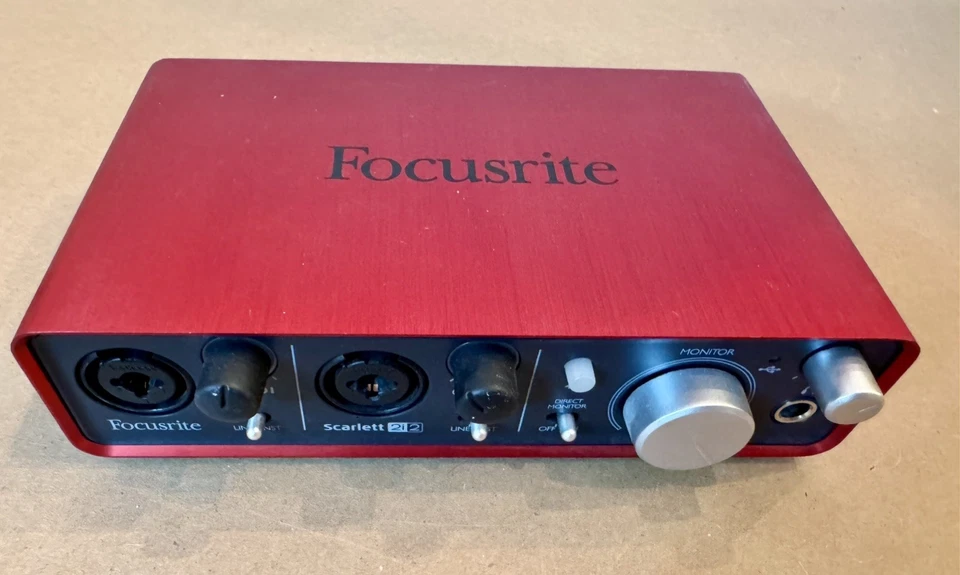 Focusrite Scarlett 2i2 USB Audio Interface (Unit Only) - Image 4 of 4