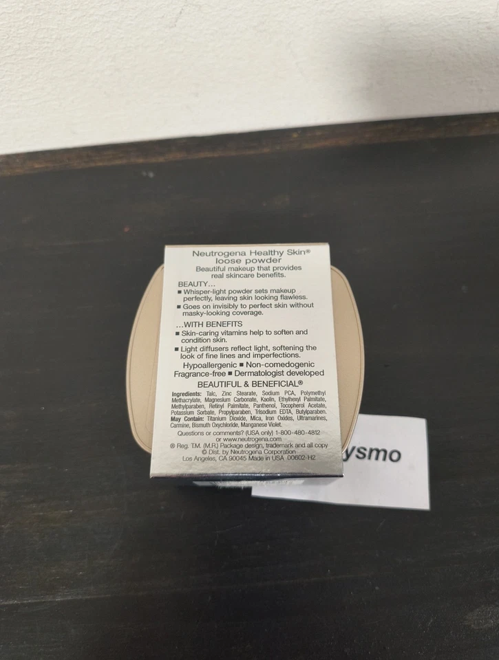 Neutrogena Healthy skin Loose Powder .70 oz.  shade - light 02  brand new - Image 4 of 4