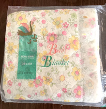 VTG Toddletime JCPenney Baby Blanket Nylon Edge White Pink Yellow Floral 36 x 50