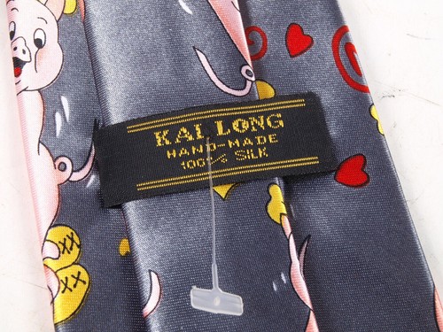 Kai Long Men’s Novelty Grey Pink Pigs Sex Tie Handmade 100% Silk - Picture 3 of 4