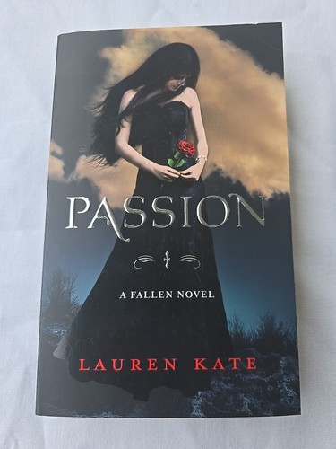 Passion by Lauren Kate (Paperback, 2011) SK17 Fantasty Novel YA