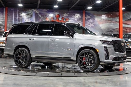 2023 Cadillac Escalade AWD 4dr V-Series - Picture 13 of 40
