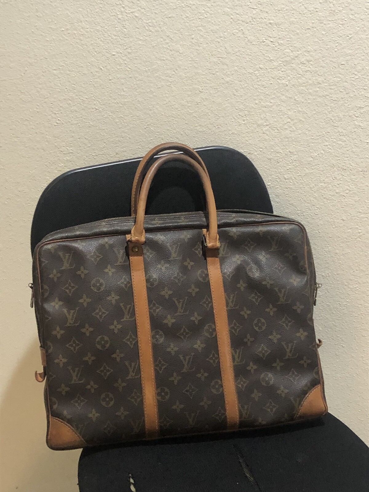 louis vuitton authentic briefcase - image 1