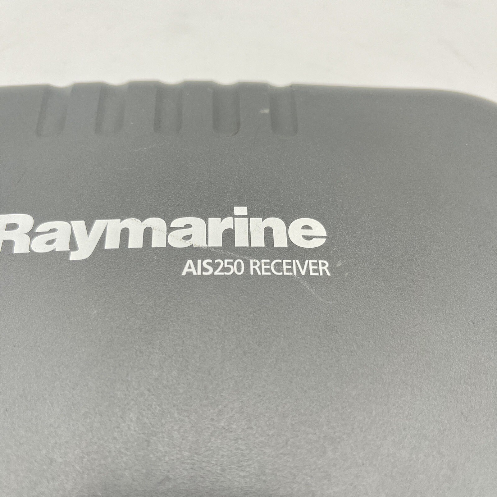 Raymarine AIS250 E03015 Boat Marine AIS Automatic Identification System