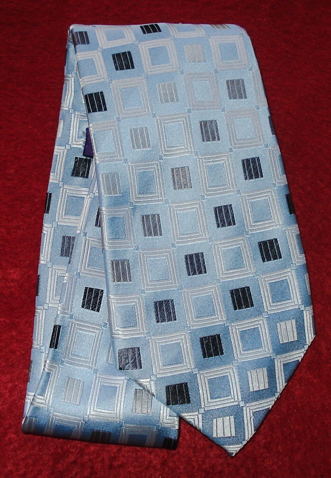 CORBATA GEOMÉTRICA DE SIETE PLIEGUES ROBERT VILLINI - CORBATAS - CORBATAS DE DISEÑO. Foto 2 de 4