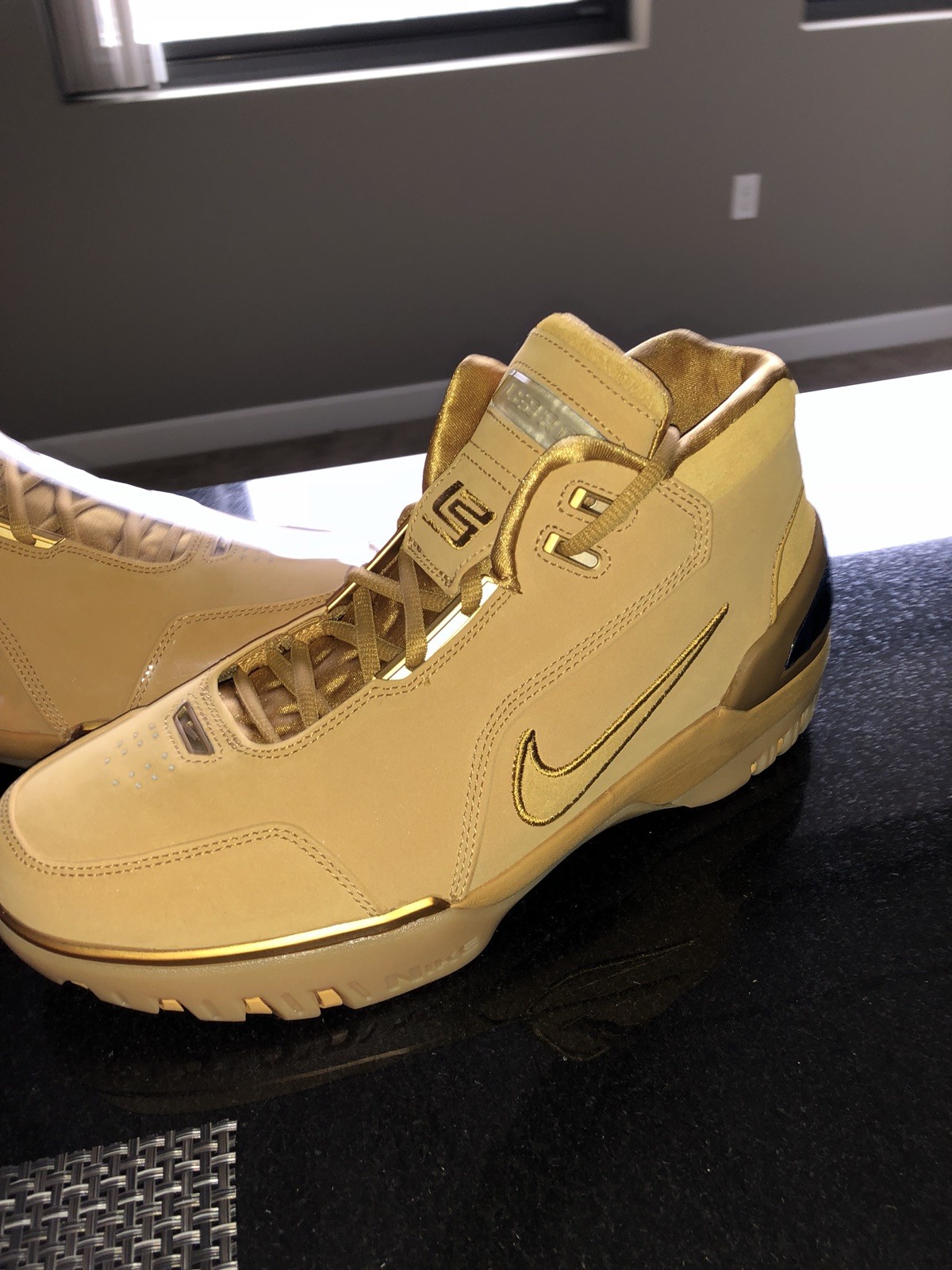 LeBron AZG Retro Wheats Cheap and fashionable LeBron AZG Retro Wheats Cheap and fashionable