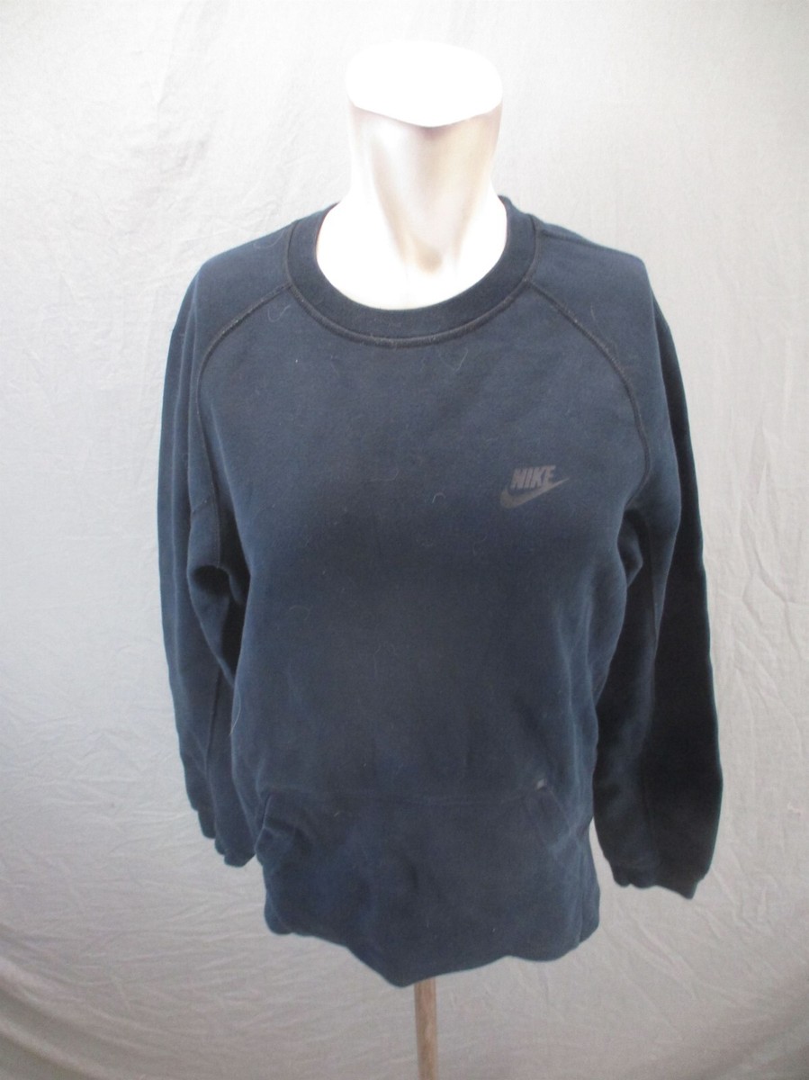 nike crewneck sweatshirt with front pocket