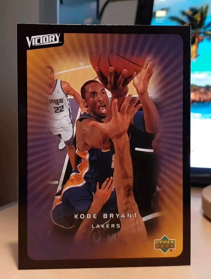 2003-04 UD Upper Deck Victory #41 Kobe Bryant LOS ANGELES LAKERS