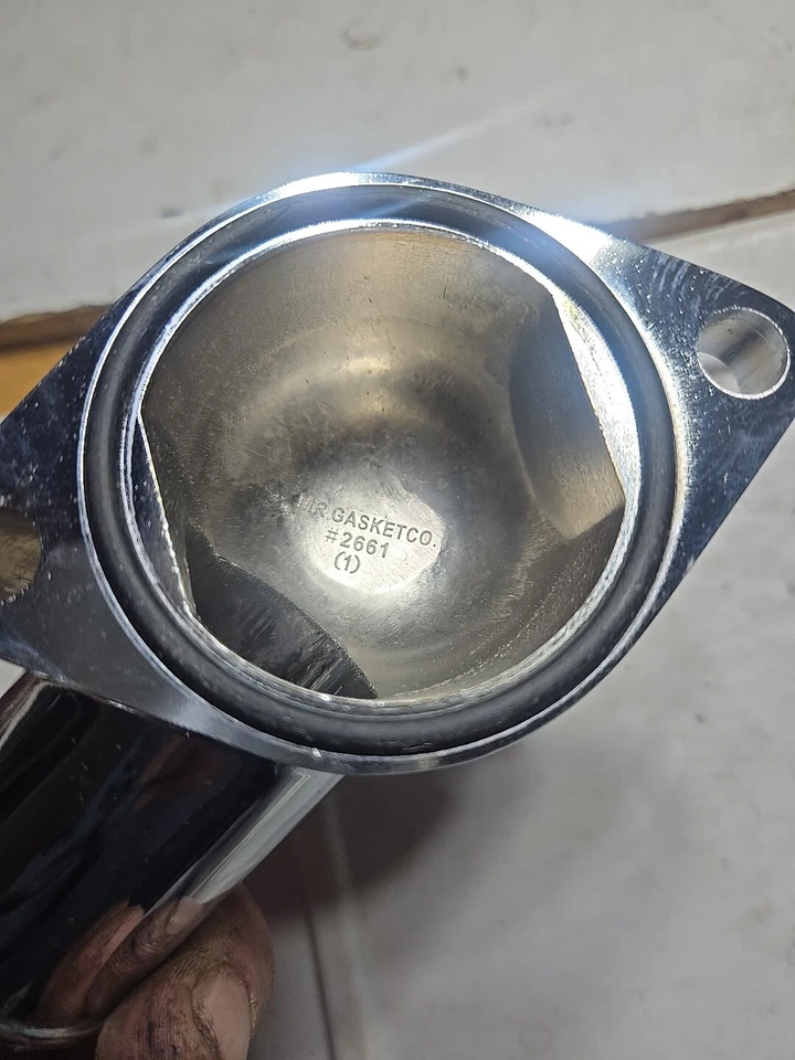 Mr. Gasket #2661 WATER NECK para Chevrolet V8 1966-1975 Inclui O-Ring. Novo - Imagem 2 de 2