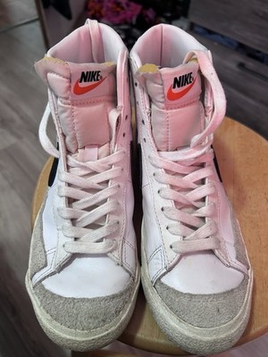 Nike W Blazer Mid '77 Size 6.5 Y White/Black (Slightly worn)