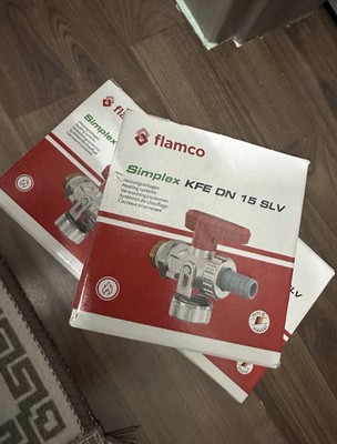 KFE-Kugelhahn Simplex 1/2'' vernickelt selbstdicht. PN 16 m.Schlauchverschr.