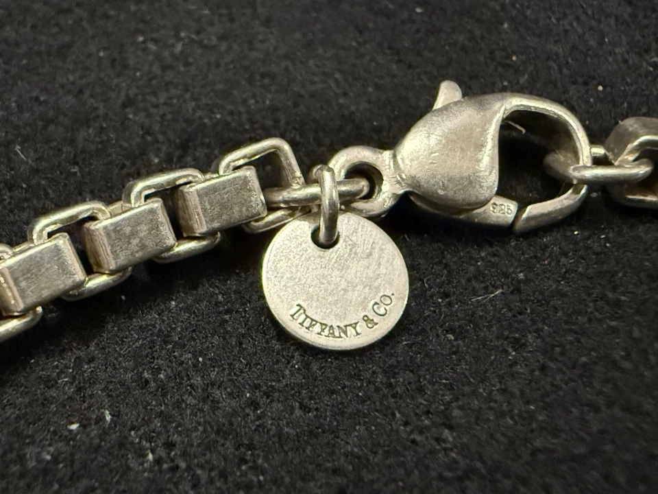 TIFFANY & CO.  VENETIAN CHAIN LINK STERLING SILVER BRACELET 925 7.5" - Image 2 of 4