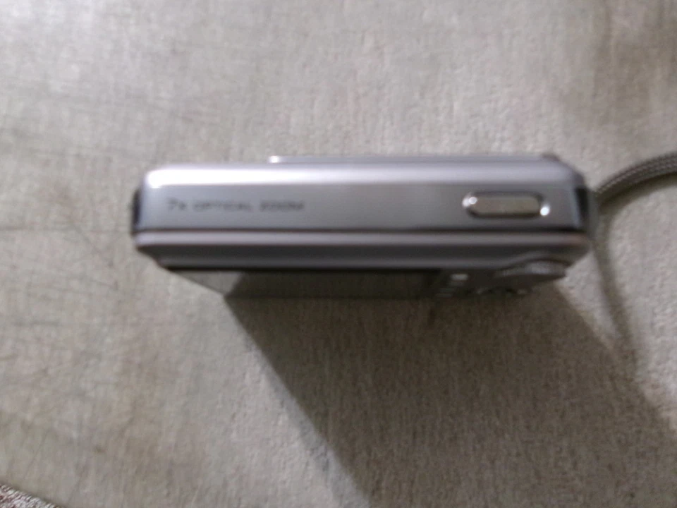 CASIO EXILIM EX - V8 8.1 MP DIGITAL CAMERA ~ NOT TESTED - Image 3 of 4