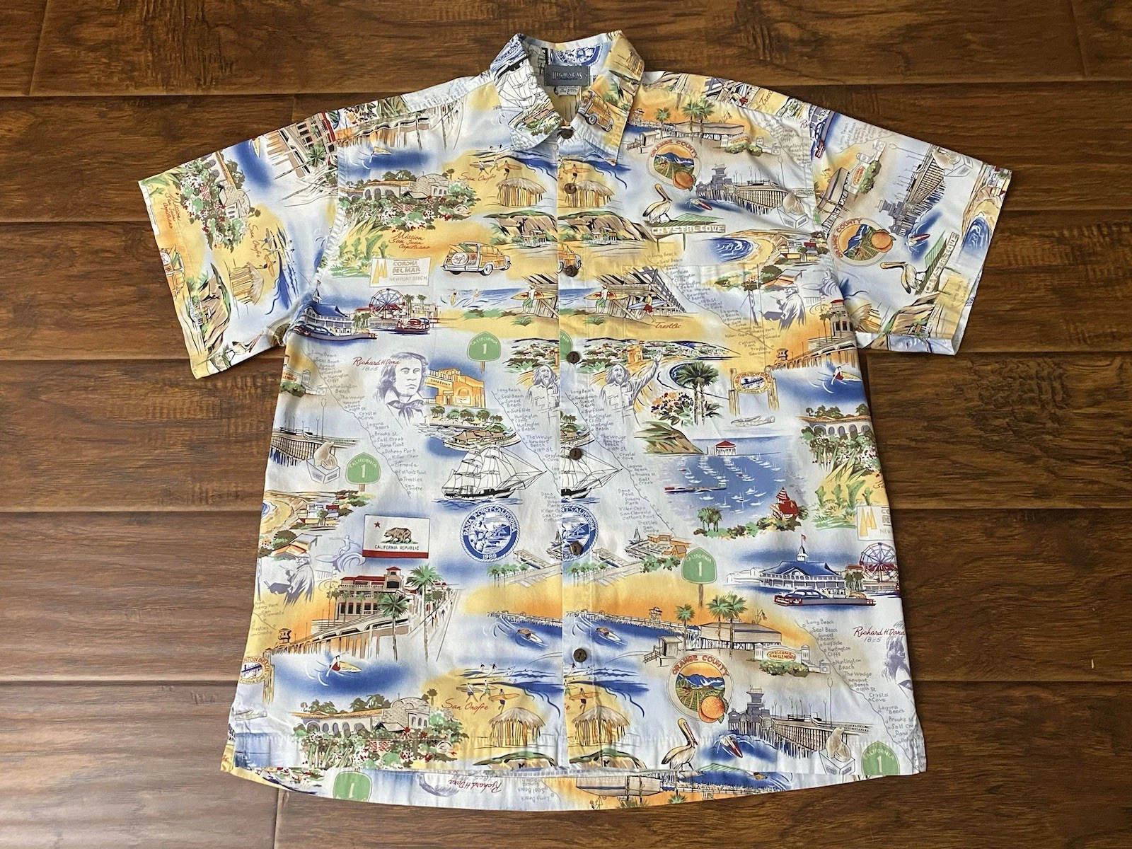 High Seas Trading Co Mens Hawaiian Southern California Beach Landmarks Size L