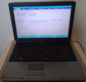 Belinea P75IM0 Notebook  Laptop 17,3 " Display ( 1868 )