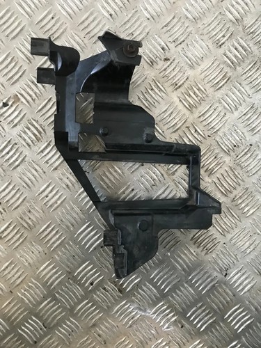 BMW X5 E53 Rechte Scheinwerferhalter 224567 3.00 Diesel 160kw 2006 14484343