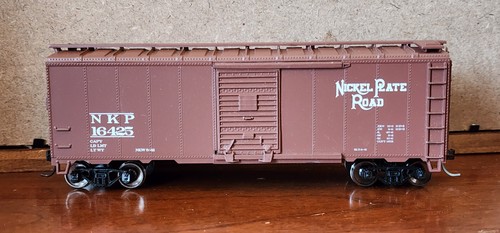Ferrocarril de carretera de placa de níquel 40' vagón 16425 con ruedas de metal Kadee Athearn HO | Zustand: New