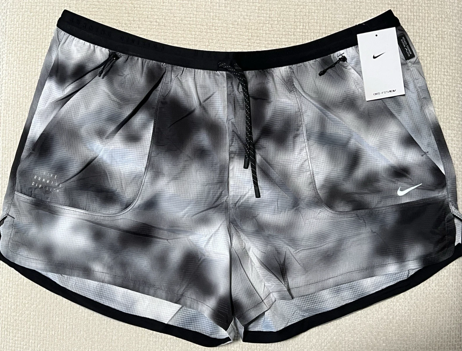 Nike Running Division Breathe Dri-FIT ADV 4'' Brief-Lined Shorts XXL HJ4150-010