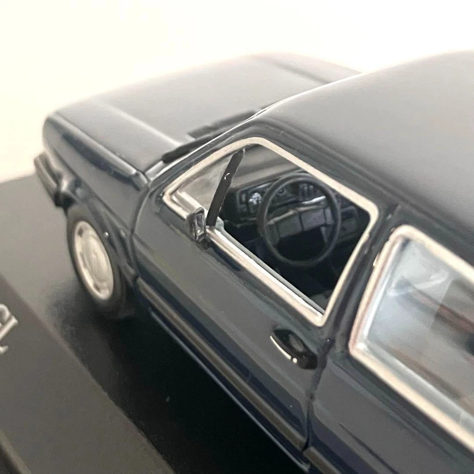 Minichamps 1/43 Volkswagen Golf GL Mk2 modellino auto pressofuso VW Golf 2... - Immagine 4 di 4