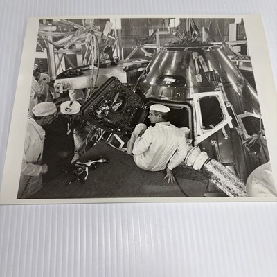 NASA KENNEDY SPACE CENTER APOLLO 17 SPACECRAFT DOCKING TEST PRESS PHOTO
