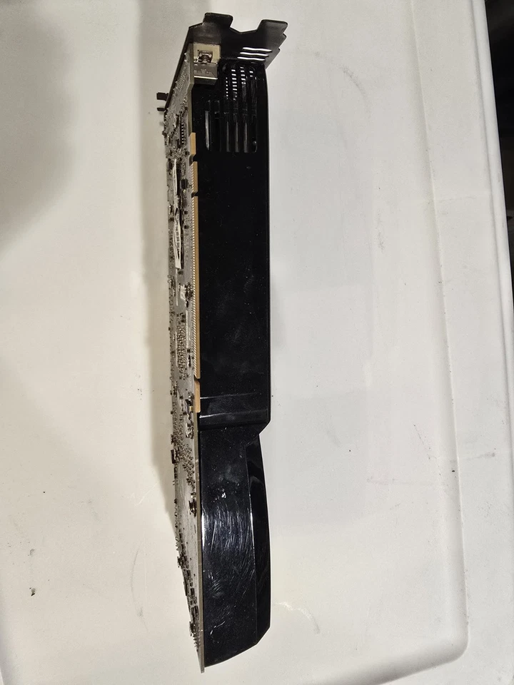 EVGA NVIDIA GeForce GTX 275 896MB DDR3 SDRAM PCI Express 16-Pin - Image 2 of 4