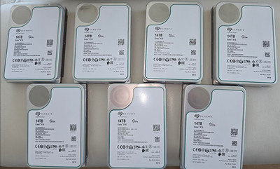 Lot of 7 Seagate Exos X16 14TB Enterprise Hard Drives