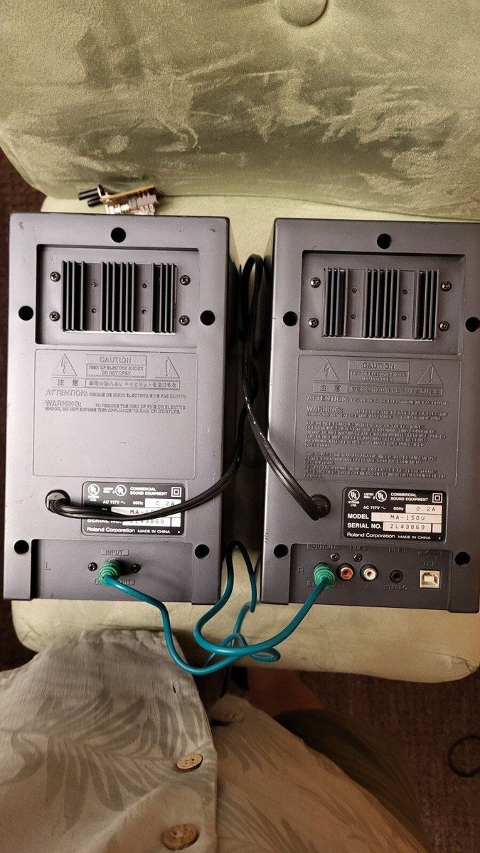 Roland MA-150U Activefield Monitor Speakers (pair, right and