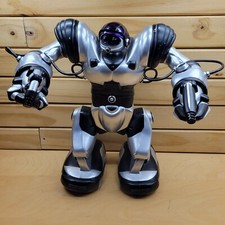 Vintage 2004 WowWee Robosapien R/C 14" Toy Robot ONLY CORROSION PARTS OR REPAIR