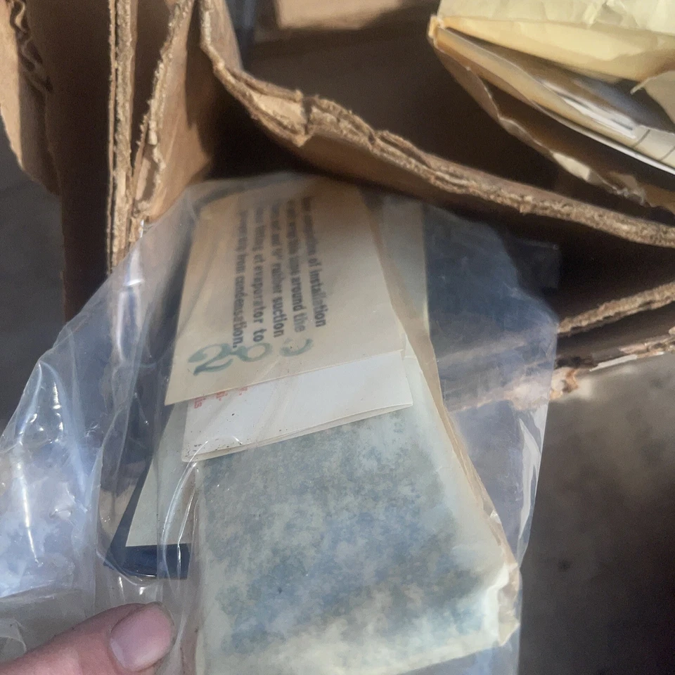 Raro NOS Mark IV concesionario instalado evaporador de aire acondicionado y unidad de control Toyota Corona Foto 4 de 4