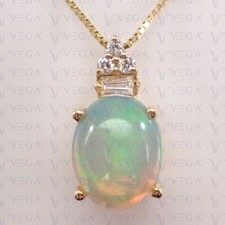 5.33ct Oval Shape Natural Opal & Diamond Soli...