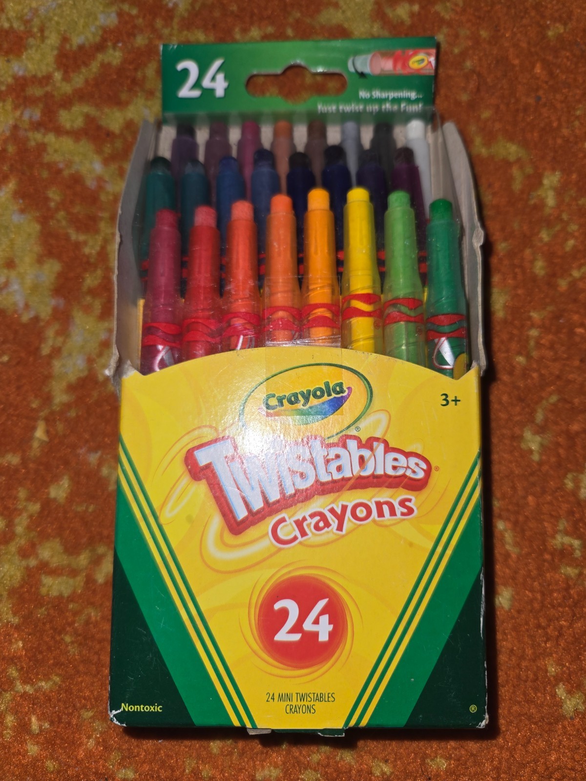 Crayola Twistables 24 ct Crayons Fun Special Effects Crayons Always Sharp