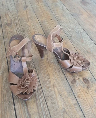 Escarpins Chaussures À Talons Marron Cuir Bois Fleur 39 - Photo 1/2