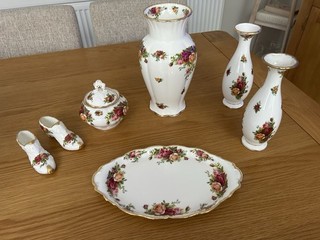 Assortment of Royal Albert Bone China (Old Country Roses Pattern)