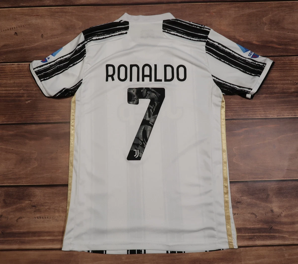 25+ Cristiano Ronaldo Juventus International Club Soccer Fan