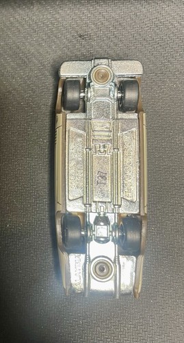 Hot Wheels Treasure Hunt Fish’d & Chip’d CUSTOM Wheel & Tire Real Riders - Picture 5 of 5
