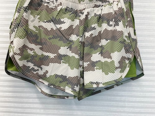 Avia Womens Athletic Green Camo Lined Elastic Waist Shorts | Size S (4-6) - Picture 3 of 8