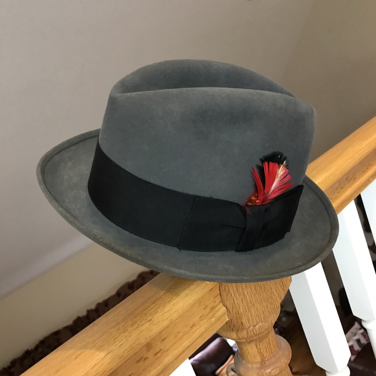 Vintage DOBBS Fifth Avenue New York Gray Felt Fedora SIZE 6 5/8