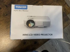 TENKER Q5 Mini Lcd Video Projector 