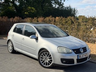 VOLKSWAGEN GOLF 2.0 TDI DSG SUNROOF