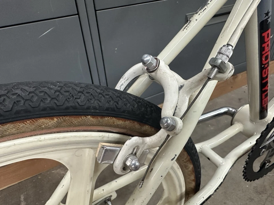 Bicicleta Prostyler Redline RL20 1984 Old Mid School BMX original Foto 4 de 4