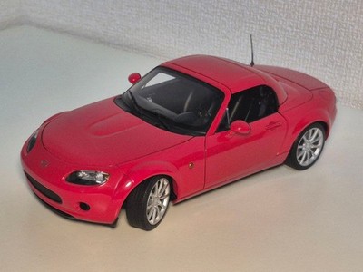 1/18 AUTOart Mazda MX-5 Roadster NC Diecast Red Left-Hand Drive Model Car