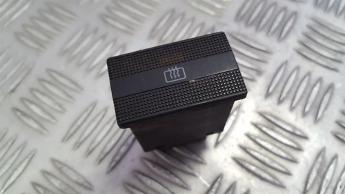 3A0959621 Schalter Heckscheibenheizung  Volkswagen Passat DE368013-92