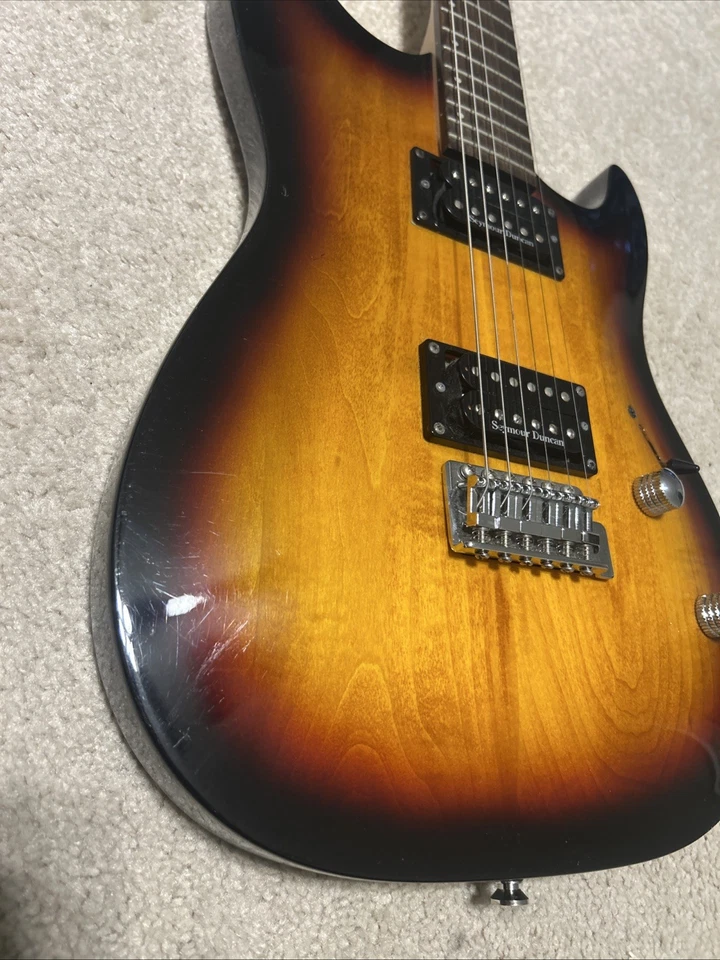 Guitarra eléctrica Laguna de 6 cuerdas de cuerpo sólido con pastillas Seymour Duncan Foto 2 de 4