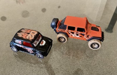 Hot Wheels Treasure Hunts (2) - 2022 TH 17 Jeep Wrangler & 2002 Mini Cooper