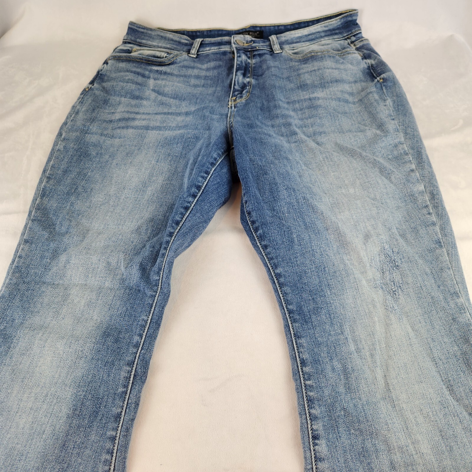 Judy Blue, Blue Jeans 18W Capri Fit Distressed Blue Stretchy Cotton Plus Women&rsquo;s