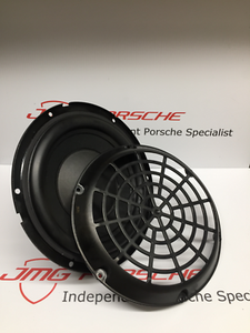 porsche cayenne subwoofer
