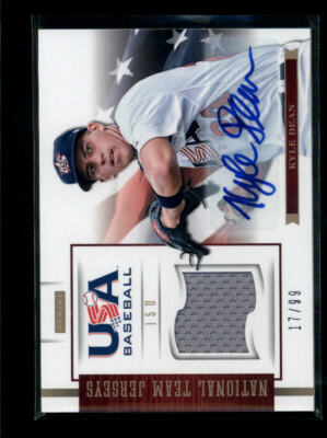 KYLE DEAN 2012 PANINI USA GAME USED WORN JERSEY AUTO #17/99 (BV=$20) AG6751