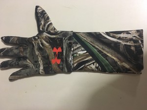 under armour camo liner gloves